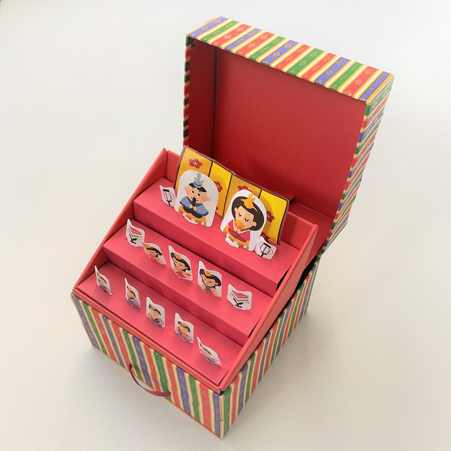 ひな祭りのひな壇ボックス　