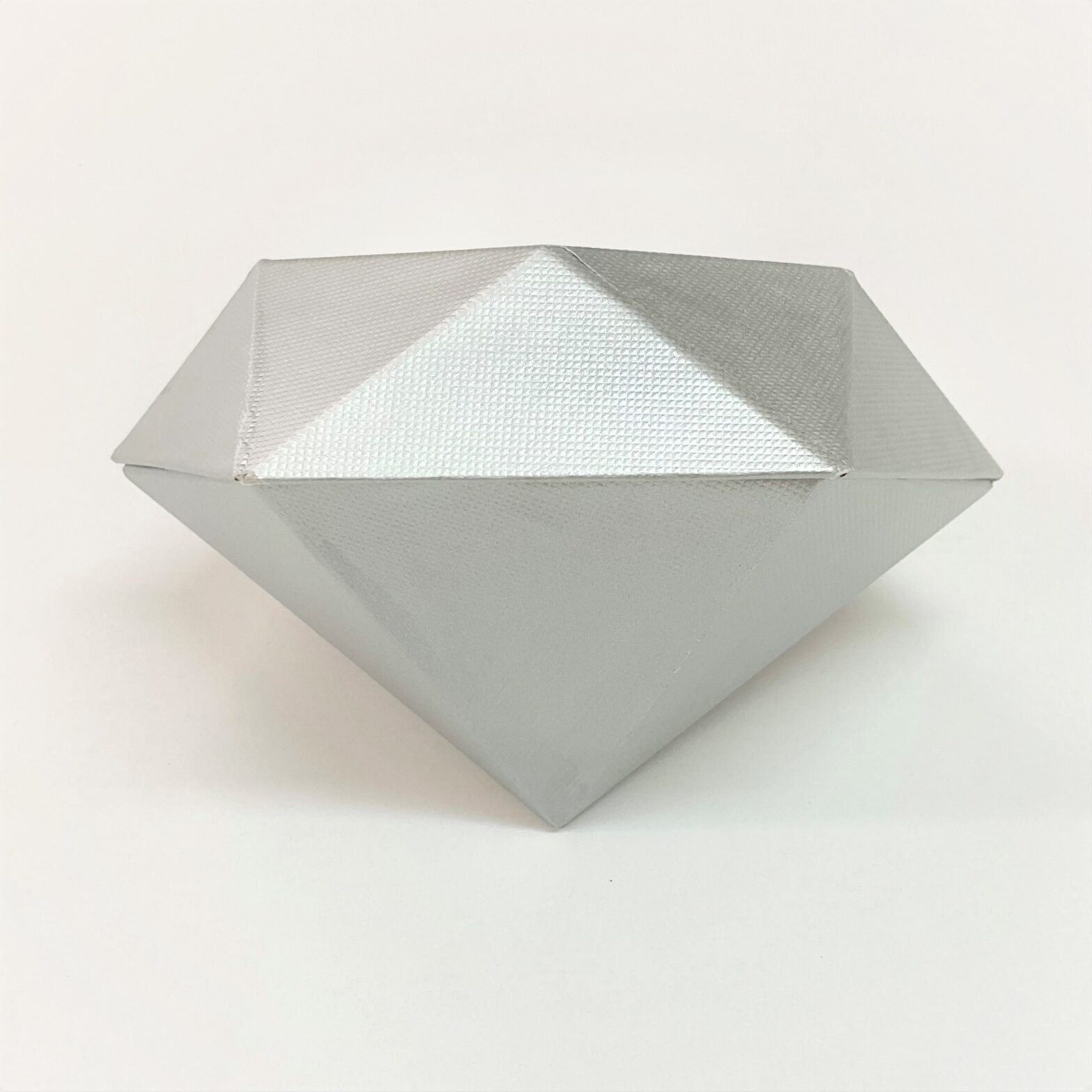 ダイヤモンドの貼り箱　ギフトボックス