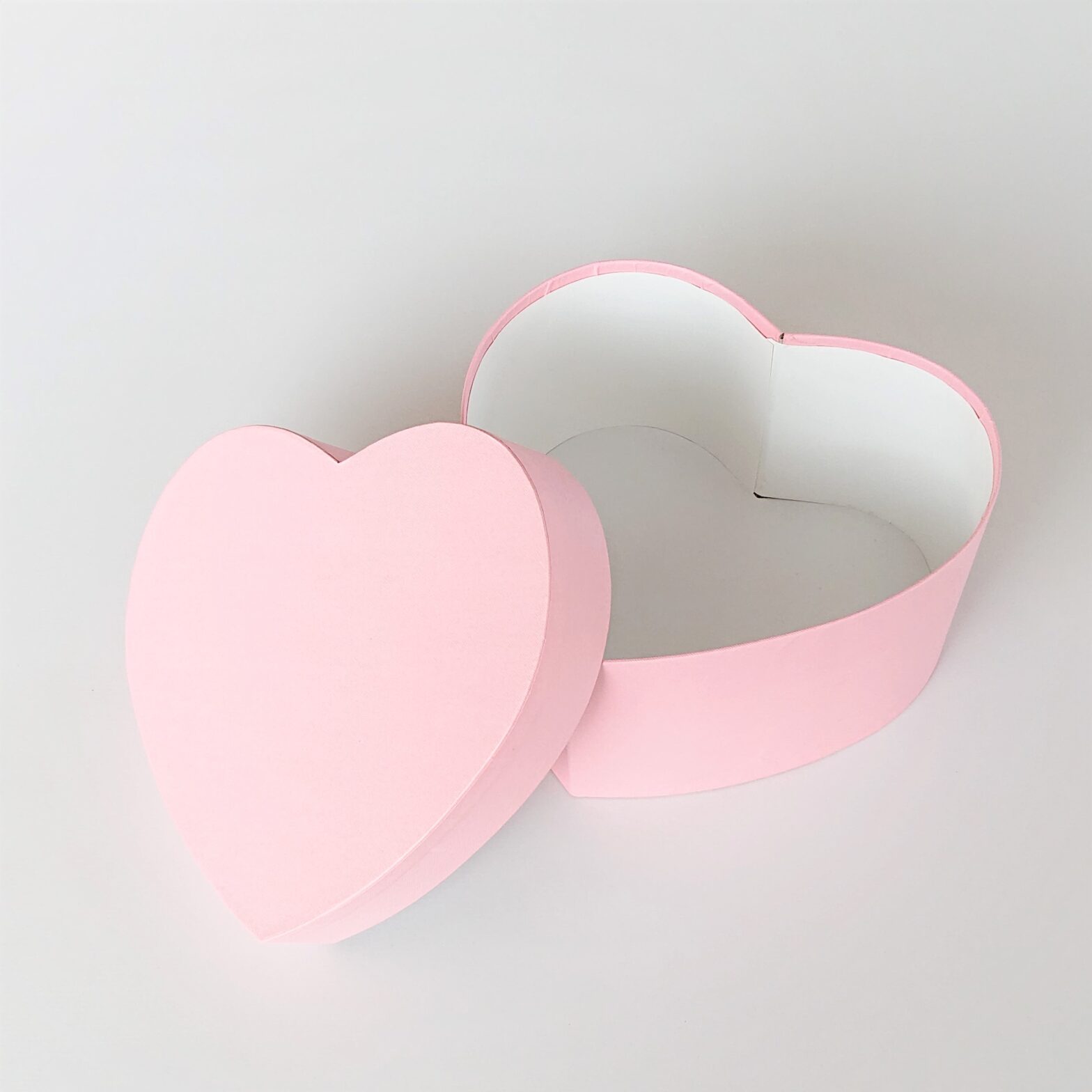 ハート貼り箱　ギフトボックス