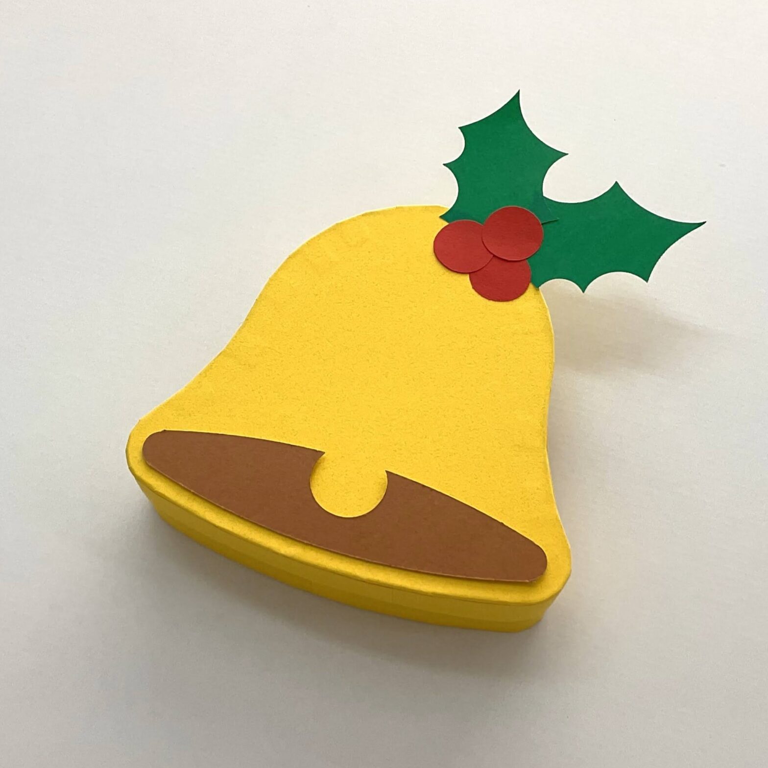 ギフトボックスとして使えるクリスマス用ベル貼り箱